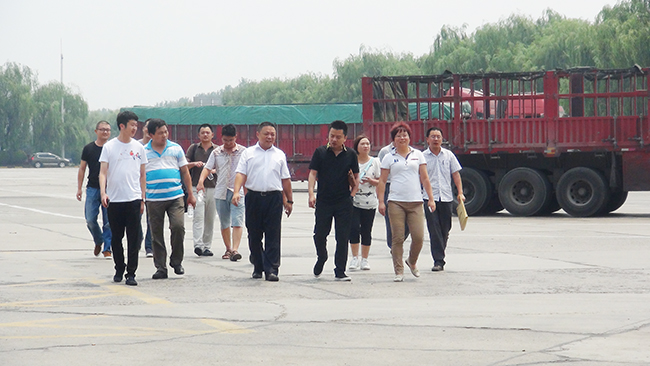 走上快車道 邁向新時代